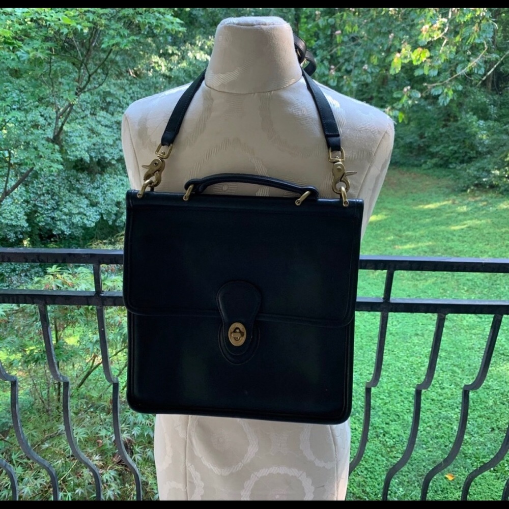 Vintage Coach “Willis” black leather crossbody.